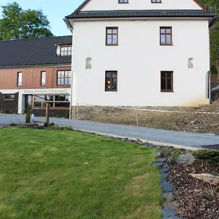 Relax Schonwald 3*